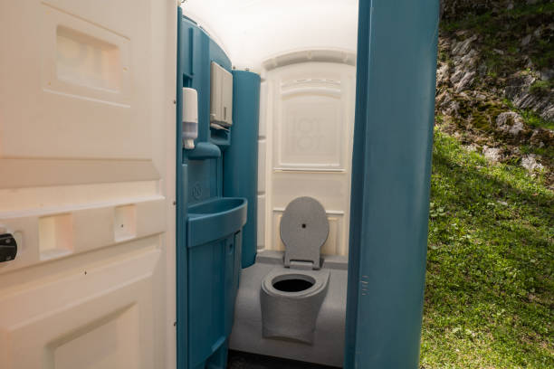 Best Sanitation services for porta potties  in Angustura, NM